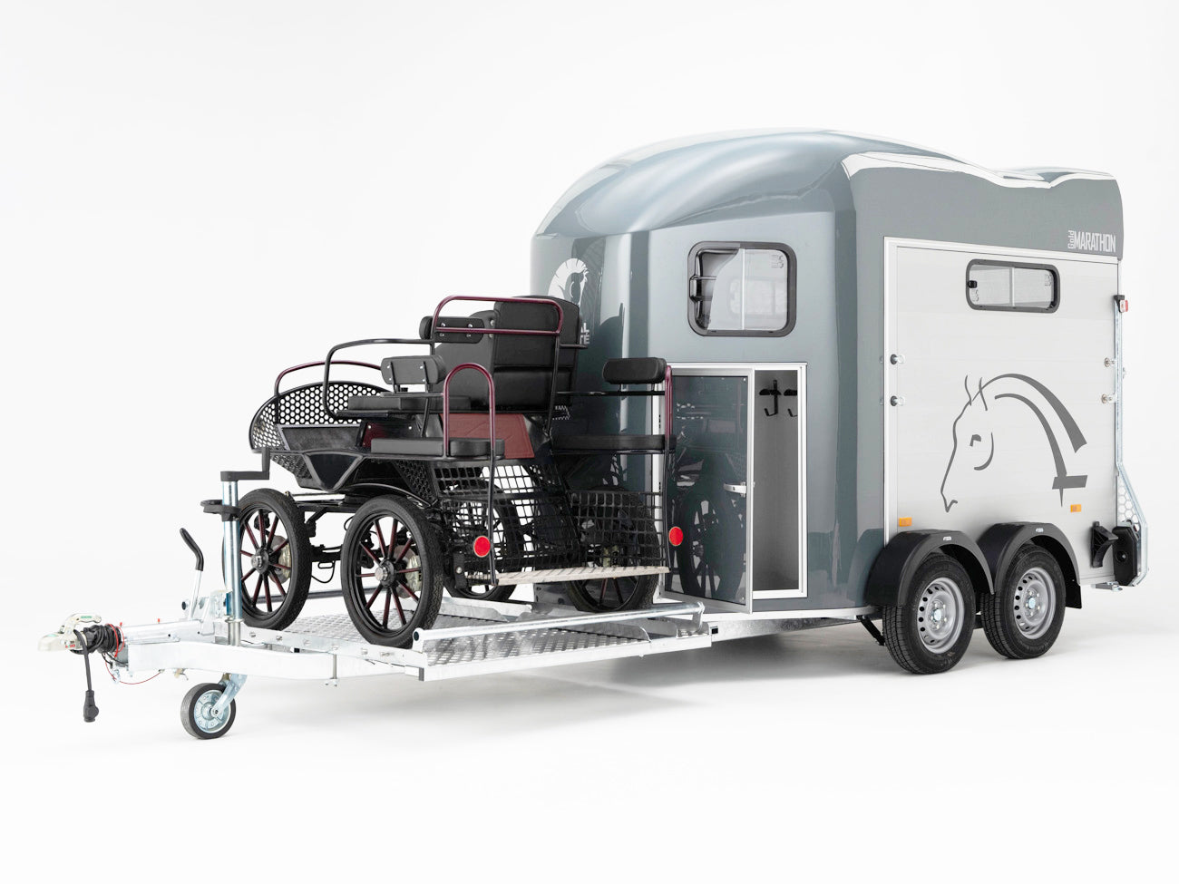 Pferdeanhänger 2 Pferde mit Plattform Gold Hippomobile